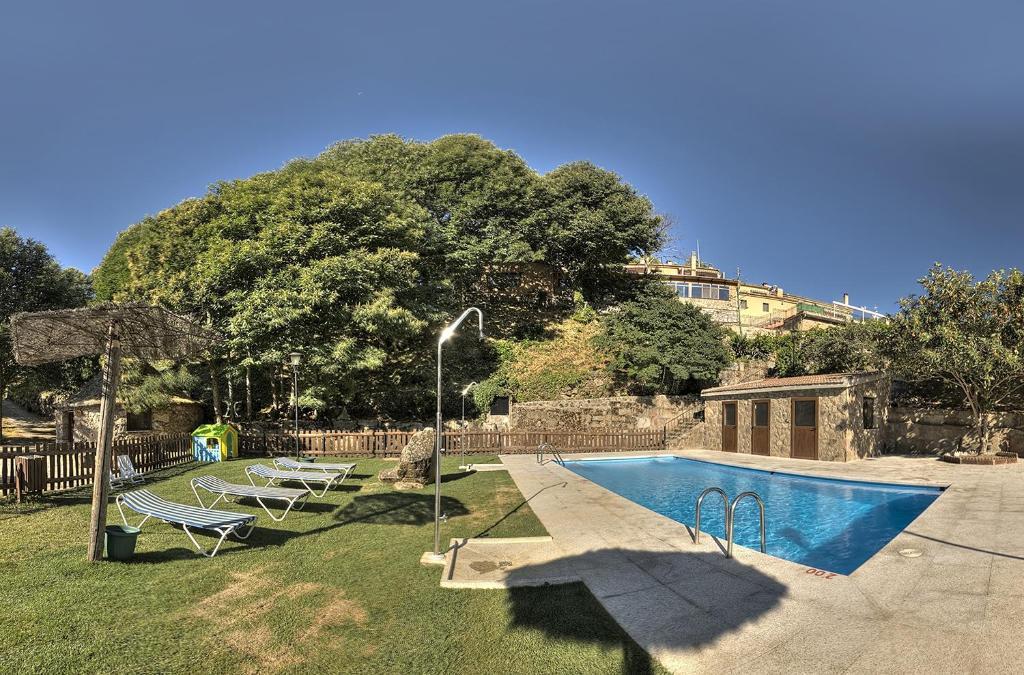Apartamentos Rurales El Solitario Banos De Montemayor Eksteriør bilde