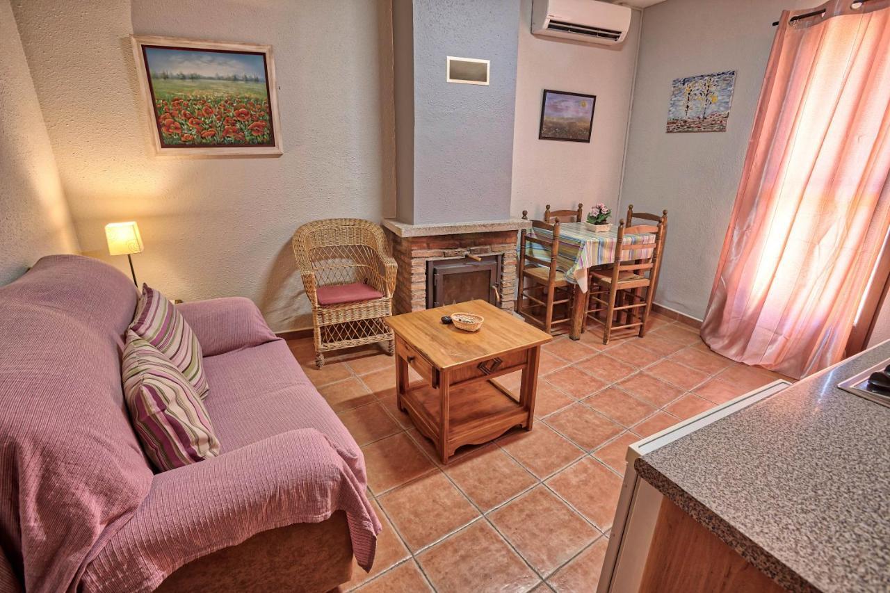 Apartamentos Rurales El Solitario Banos De Montemayor Eksteriør bilde